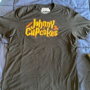 Johnny Cupcakes mens T